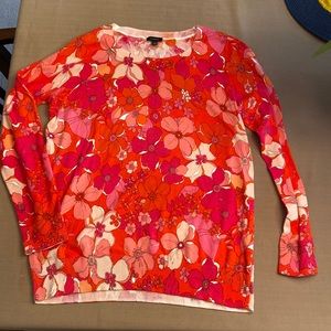 Talbots Tossed Flowers Crew Neck Sweater . Size medium. New without tags !